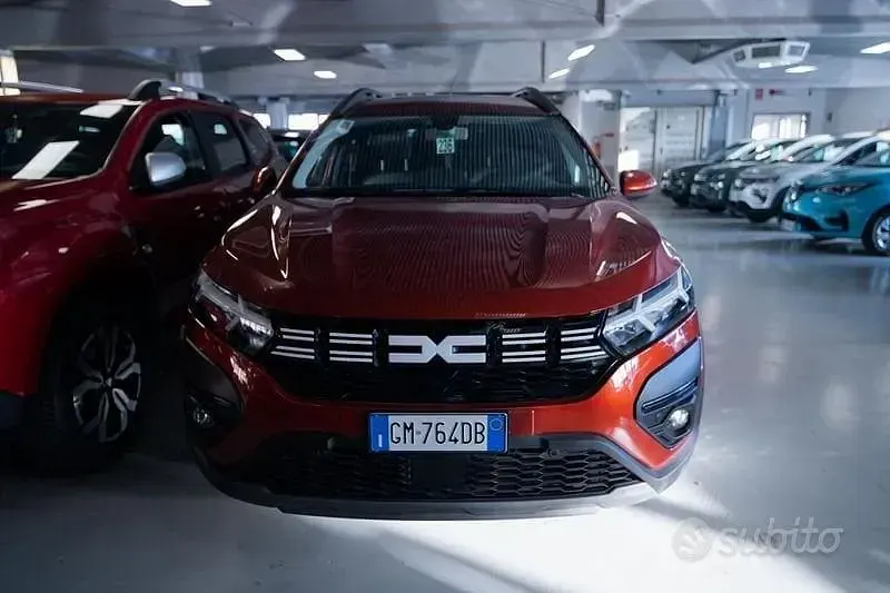 Occasion Dacia Jogger Expression 110 ch (80 kW) 2023 Marron Monospace