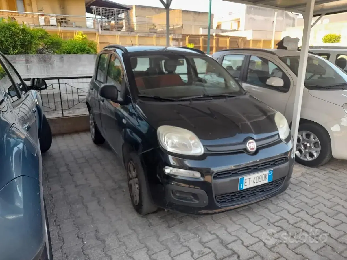 Usata Fiat Panda Easy 77 CV (56 kW) 2011 Nero Utilitaria