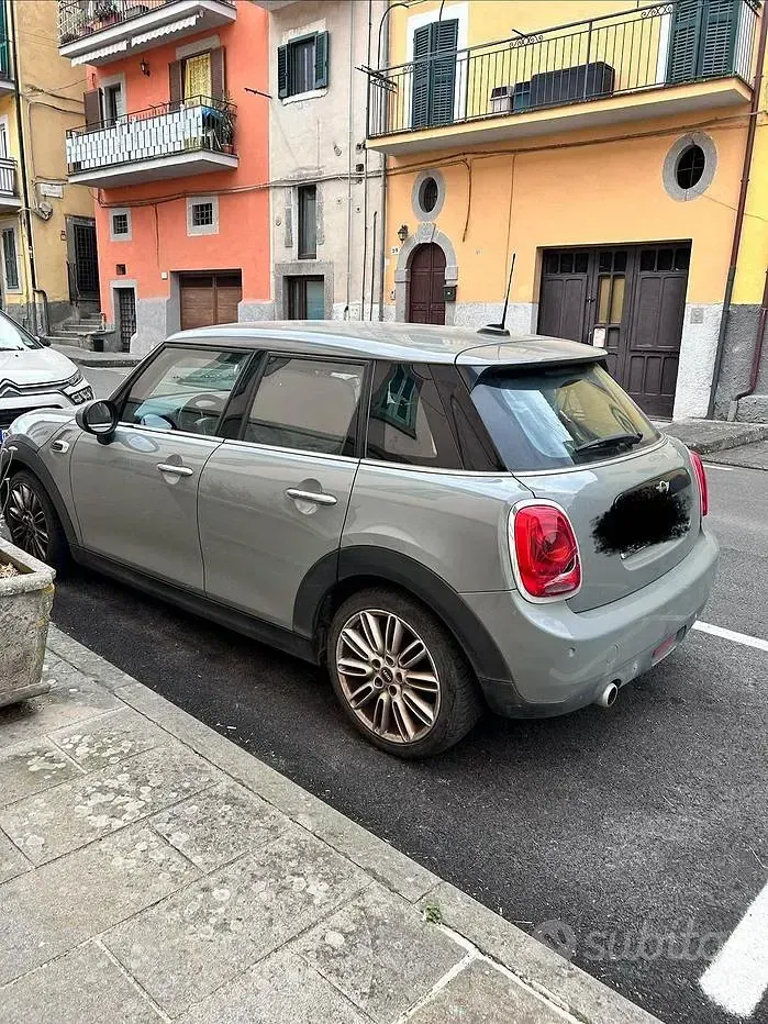 Usata Mini Cooper D 2016 Grigio Utilitaria
