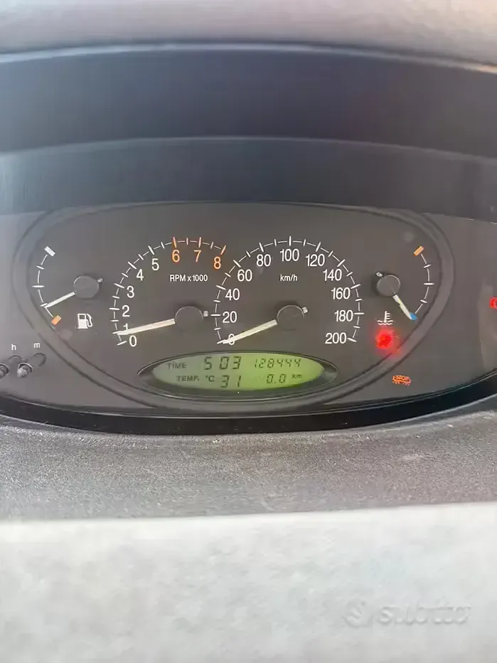 Usata Lancia Ypsilon 60 CV (44 kW) 2003 Utilitaria
