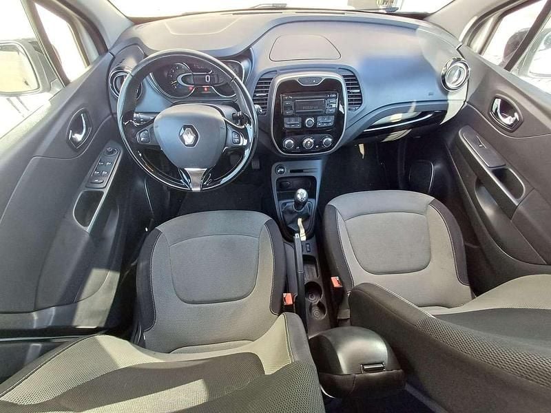 Usata Renault Captur 90 CV (66 kW) 2014 Beige SUV