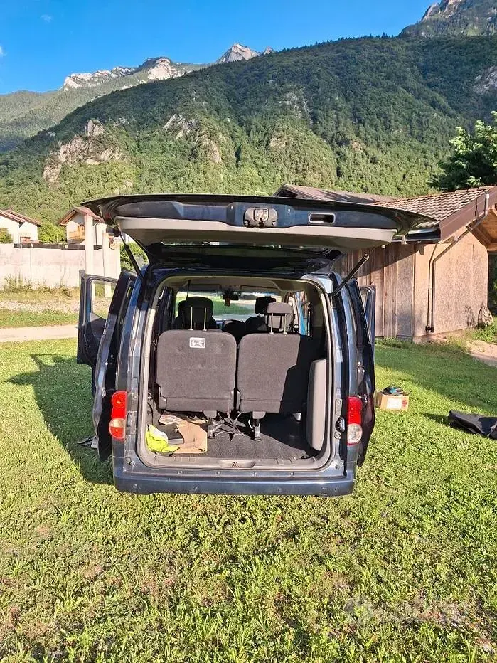 Usata Nissan Evalia 90 CV (66 kW) 2012 Monovolume