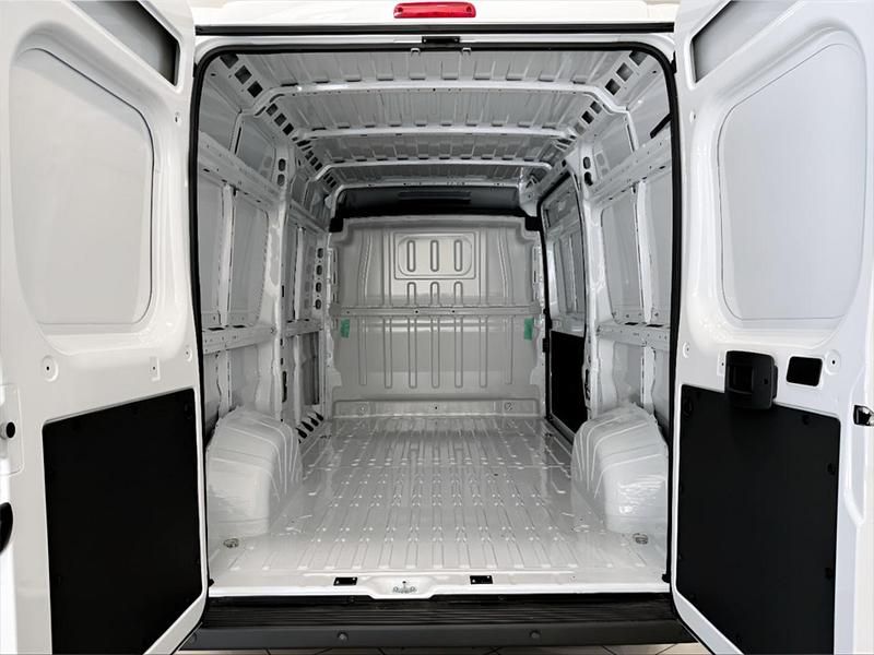 Usata Opel Movano S 120 CV (88 kW) 2024 Bianco icy bianco icy Furgone