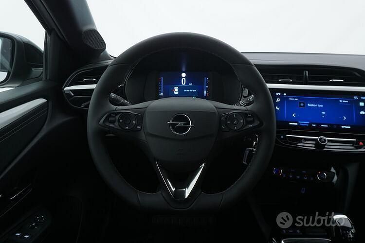 Usata Opel Corsa 101 CV (74 kW) 2025 Grigio Berlina