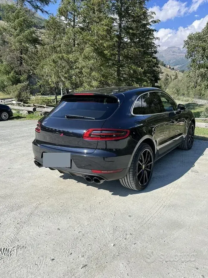 Usata Porsche Macan 250 CV (183 kW) 2015 Nero SUV