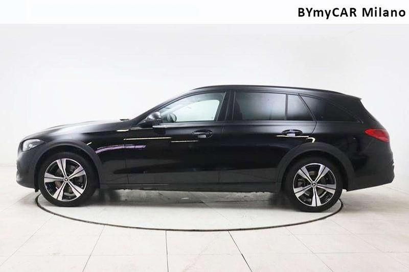 Usata Mercedes C220 Premium 200 CV (147 kW) 2023 Nero Station wagon