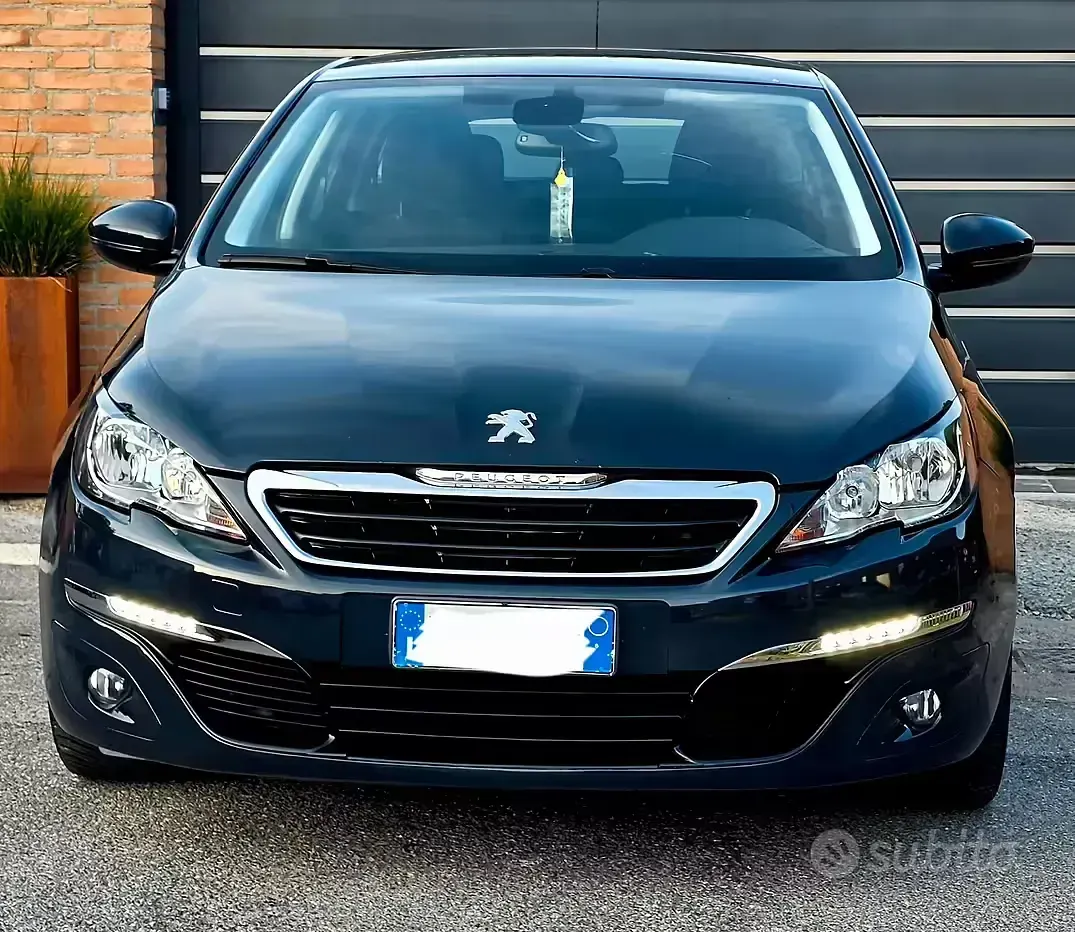 Usata Peugeot 308 GT-line 131 CV (96 kW) 2017 Grigio Station wagon