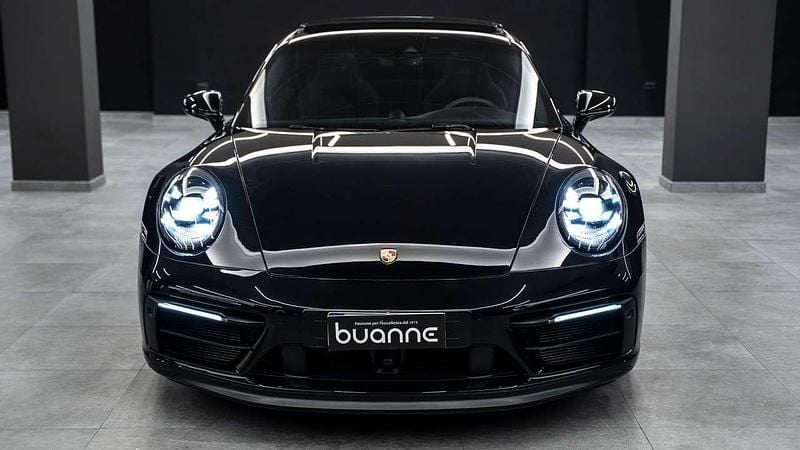 Usata Porsche 911 Carrera 4 GTS Chrono 480 CV (353 kW) 2024 Nero jet metall perlato Coupé