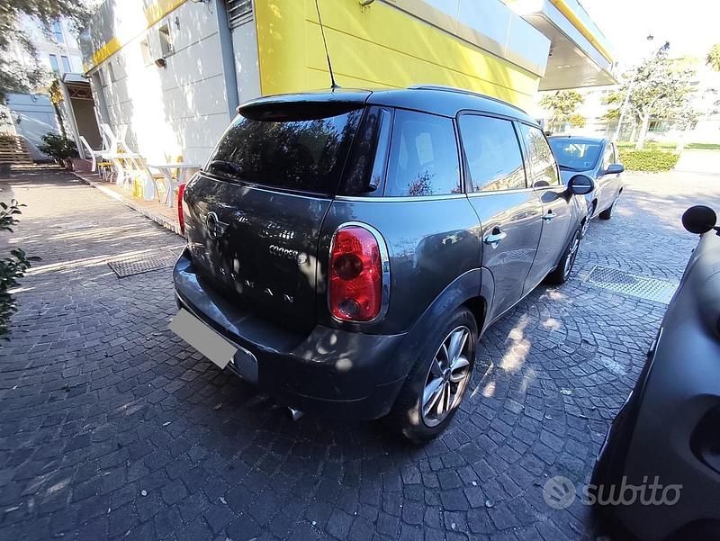 Usata Mini Cooper D Countryman 112 CV (82 kW) 2013 Grigio SUV