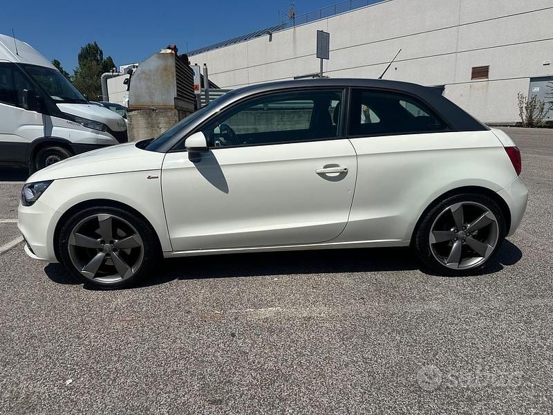 Usata Audi A1 Ambition 122 CV (89 kW) 2011 Bianco Utilitaria
