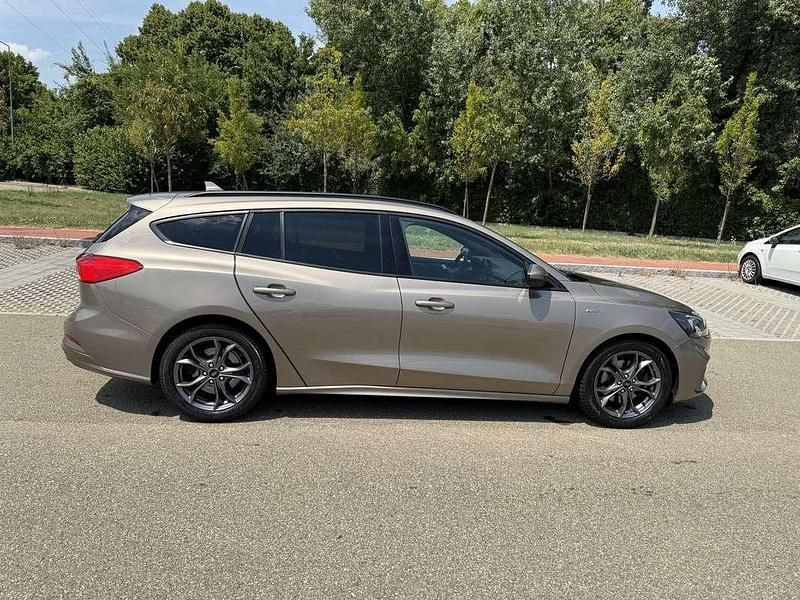 Usata Ford Focus ST-Line 120 CV (88 kW) 2019 Station wagon
