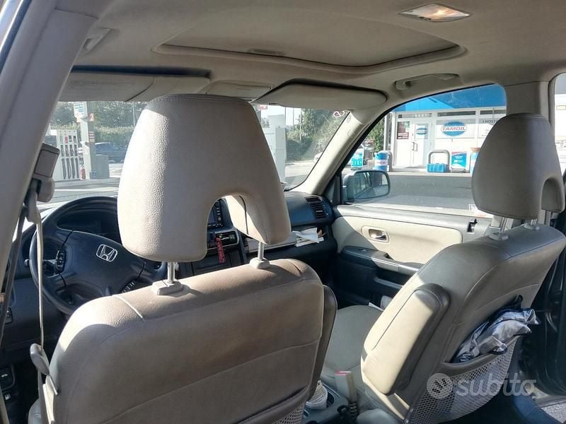 Usata Honda CR-V 140 CV (102 kW) 2006 Grigio SUV