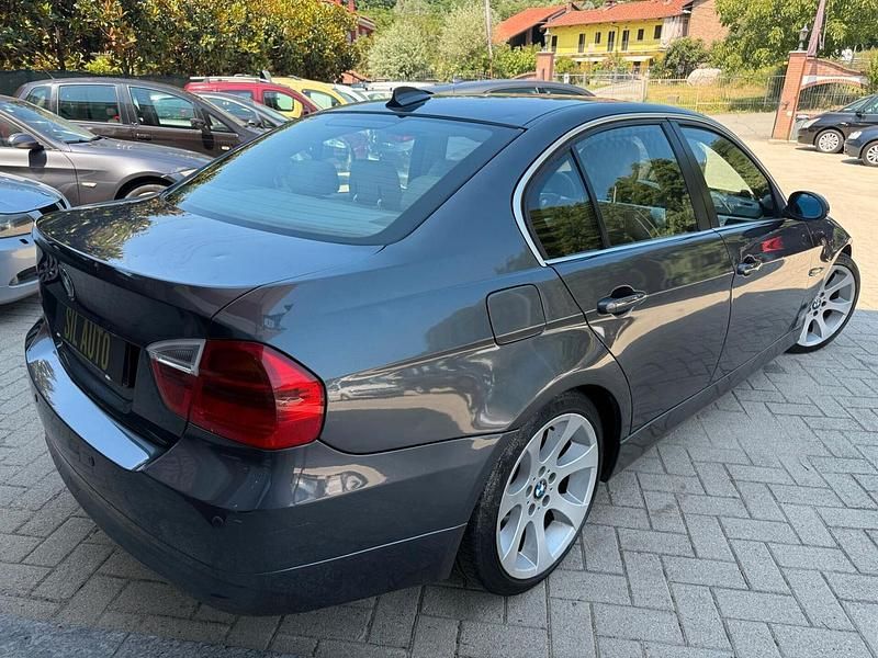 Usata BMW 330 231 CV (169 kW) 2006 Grigio Berlina