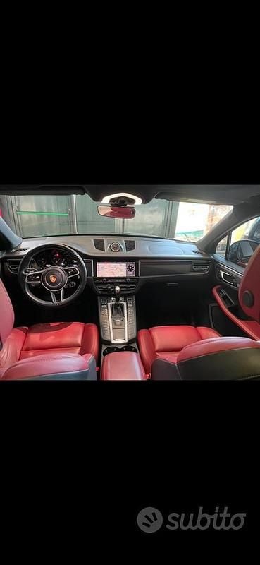 Usata Porsche Macan 245 CV (180 kW) 2021 Nero SUV