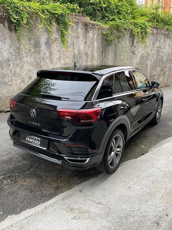 Usata VW T-Roc 150 CV (110 kW) 2021 Nero SUV