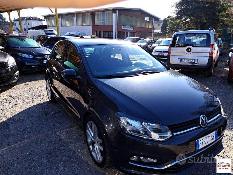 Usata VW Polo Highline 90 CV (66 kW) 2016 Grigio Berlina
