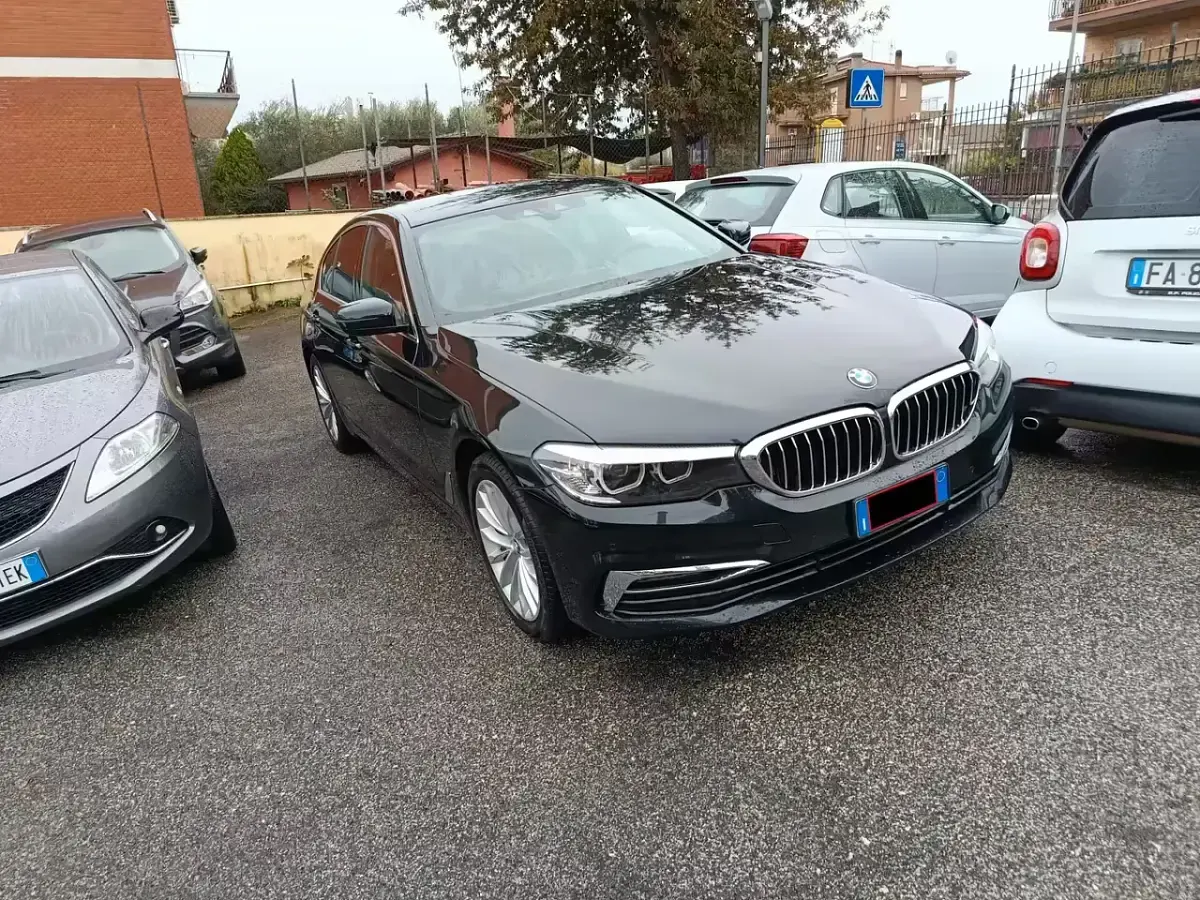 Begagnad BMW 520 Luxury Line 190 HK (139 kW) 2020 Svart Sedan