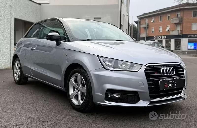 Usata Audi A1 90 CV (66 kW) 2015 Argento Utilitaria