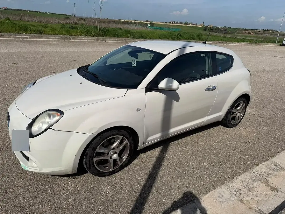 Usata Alfa Romeo MiTo 90 CV (66 kW) 2009 Bianco Utilitaria