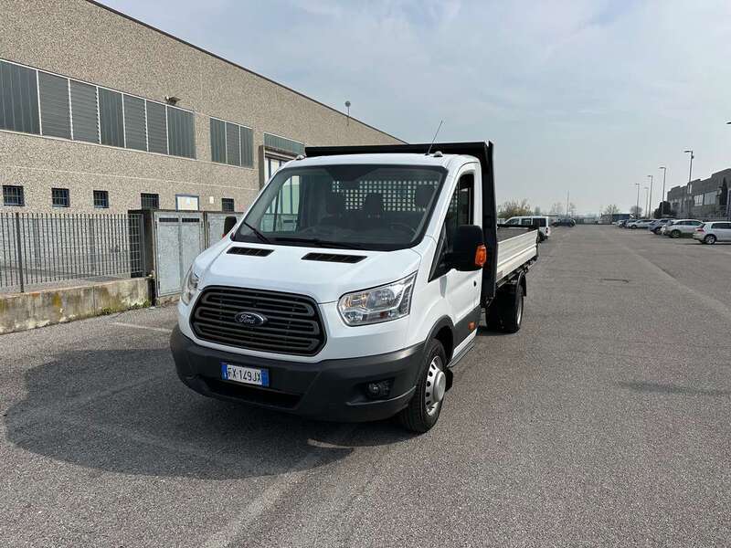 Usato 2019 Ford Transit 2.0 Diesel 170 CV (27.990 €)