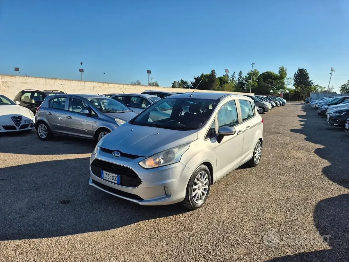 Usata Ford B-MAX 90 CV (66 kW) 2015 Bianco Monovolume