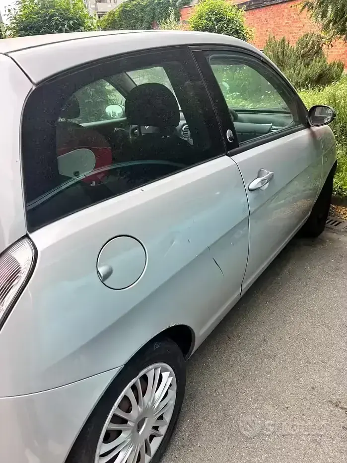 Gebraucht Lancia Ypsilon 95 PS (69 kW) 2009 Kleinwagen