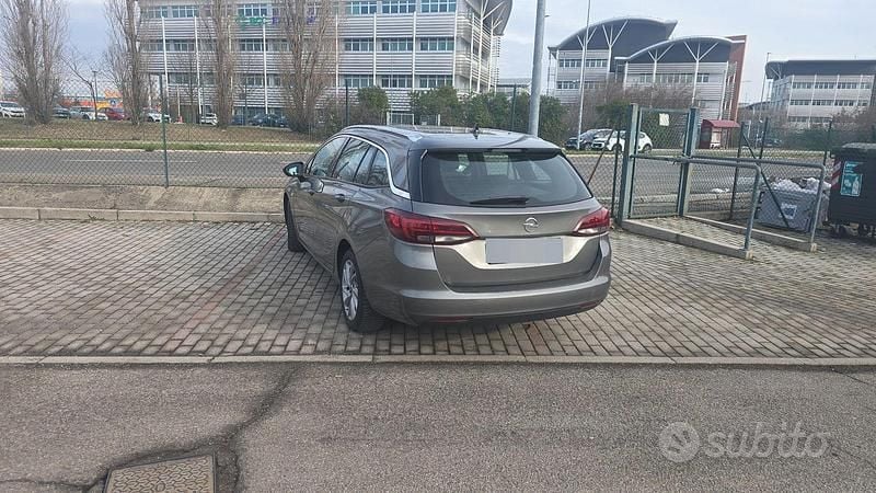 Usata Opel Astra 122 CV (89 kW) 2020 Grigio Station wagon