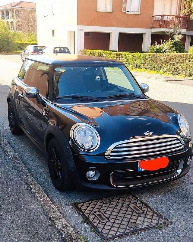 Usata Mini ONE 75 CV (55 kW) 2010 Nero Utilitaria