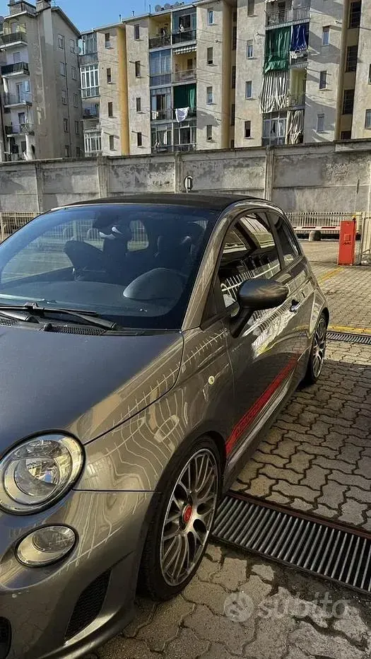 Usata Abarth 500C Custom 135 CV (99 kW) 2015 Grigio Cabrio