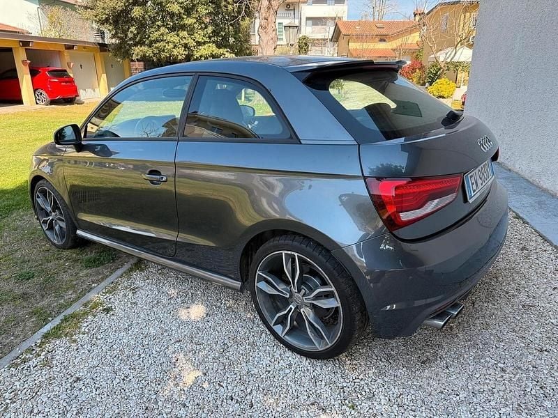 Usata Audi A1 231 CV (169 kW) 2015 Grigio Utilitaria