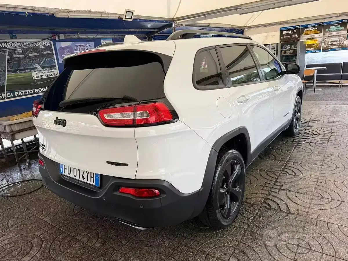 Usata Jeep Cherokee 185 CV (136 kW) 2016 Bianco SUV