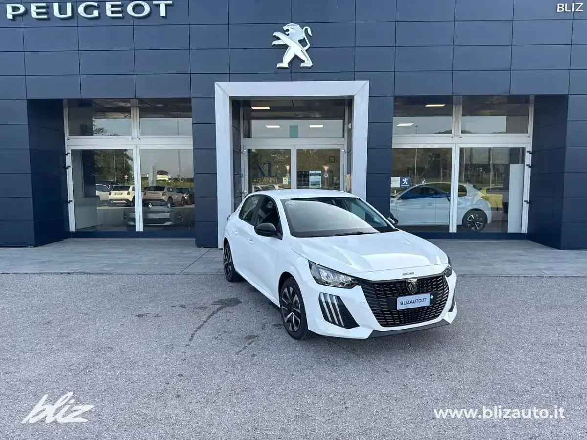 Nuova Peugeot 208 Style 110 CV (80 kW) 2026 Bianco okenite Utilitaria