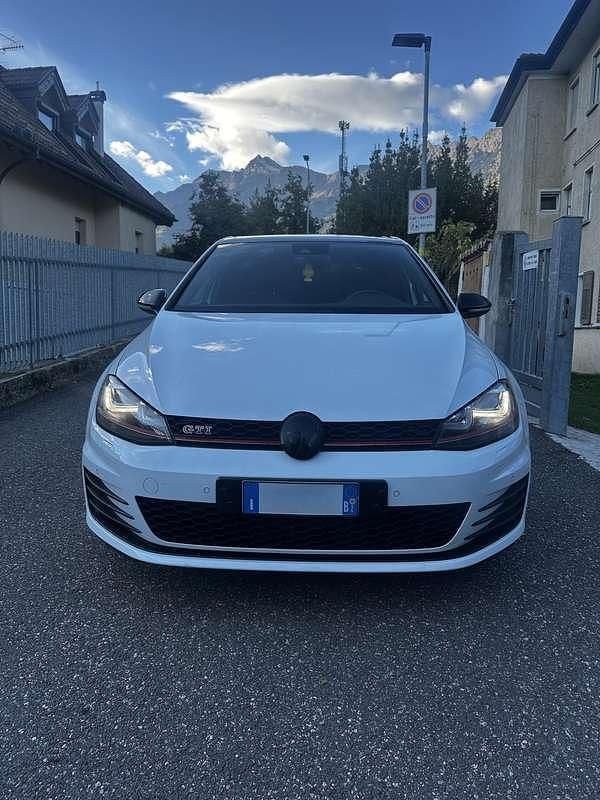 Usata VW Golf VII Business 230 CV (169 kW) 2016 Bianco Berlina