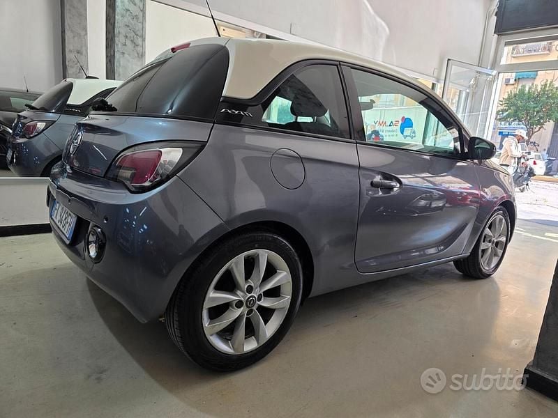 Usata Opel Adam 69 CV (50 kW) 2017 Grigio Utilitaria