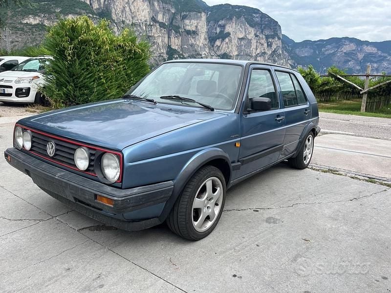 Usata VW Golf II GT 98 CV (72 kW) 1989 Blu Utilitaria