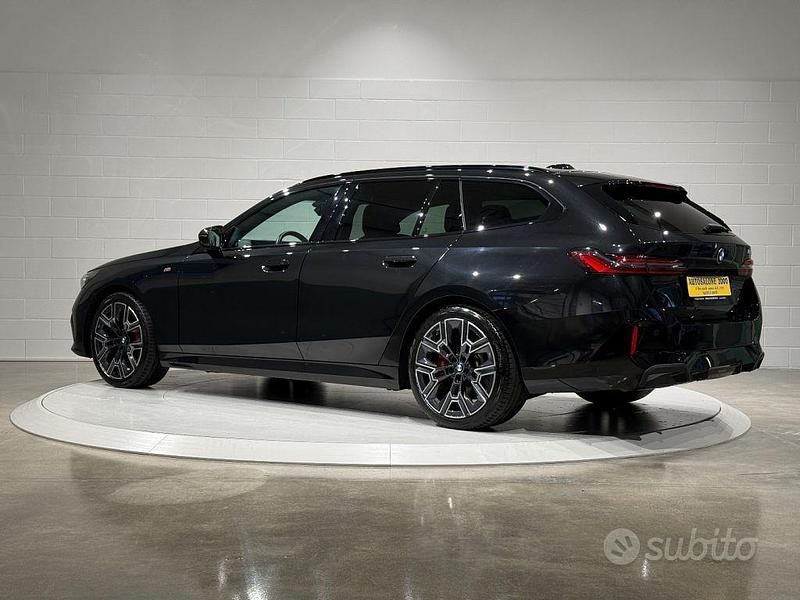 Usata BMW 520 M Sport 197 CV (144 kW) 2024 Nero Station wagon