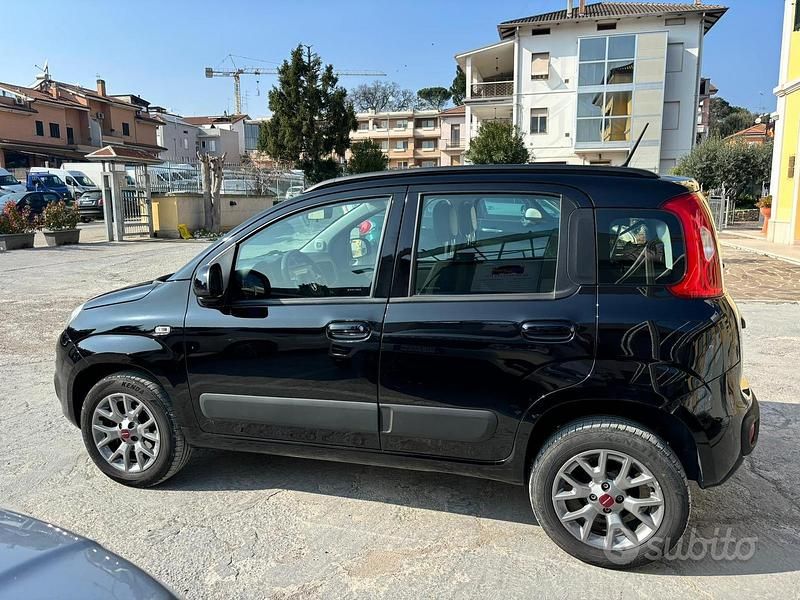 Usata Fiat Panda 70 CV (51 kW) 2020 Nero Utilitaria