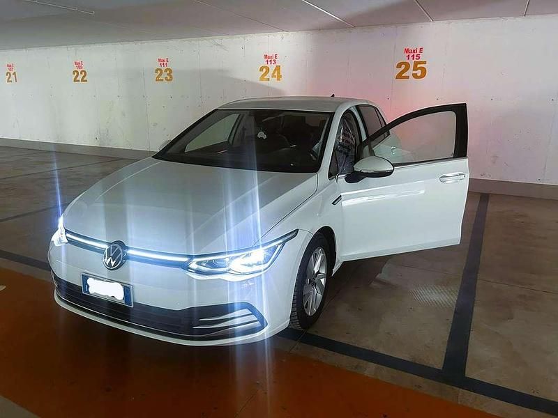 Usata VW Golf VIII Style 150 CV (110 kW) 2022 Bianco Berlina