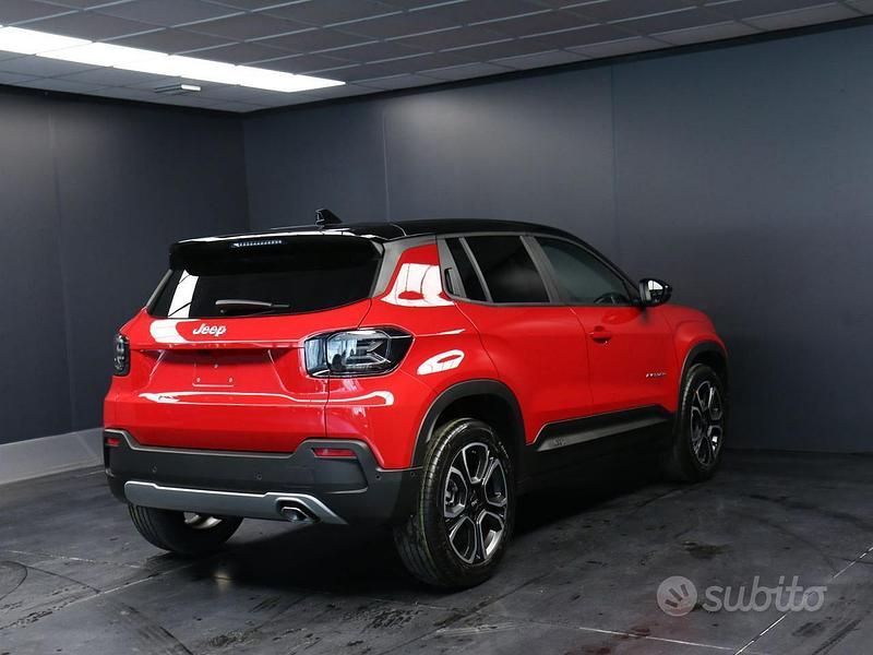 Nuova Jeep Avenger Summit 101 CV (74 kW) 2025 Rosso SUV