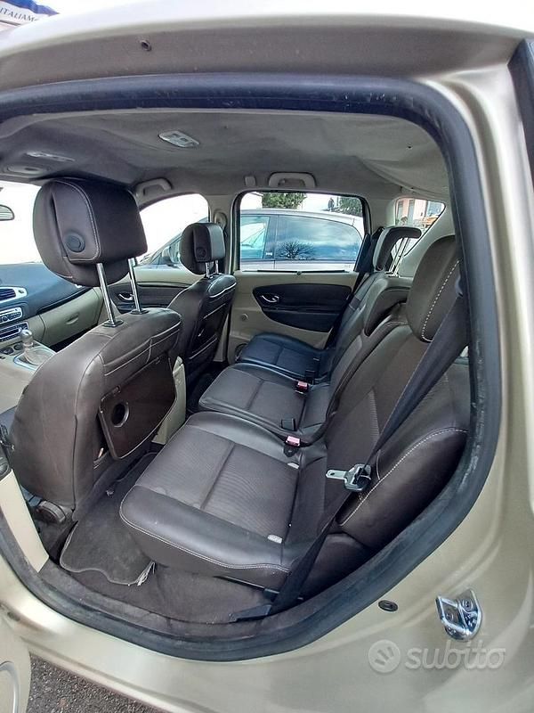 Usata Renault Scénic III XMOD 110 CV (80 kW) 2010 Monovolume