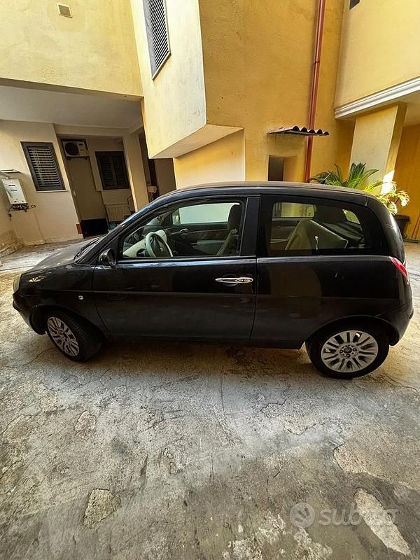 Usata Lancia Ypsilon 2004 Nero Utilitaria