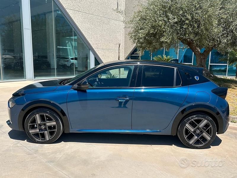 Usata Lancia Ypsilon 2024 Blu Utilitaria