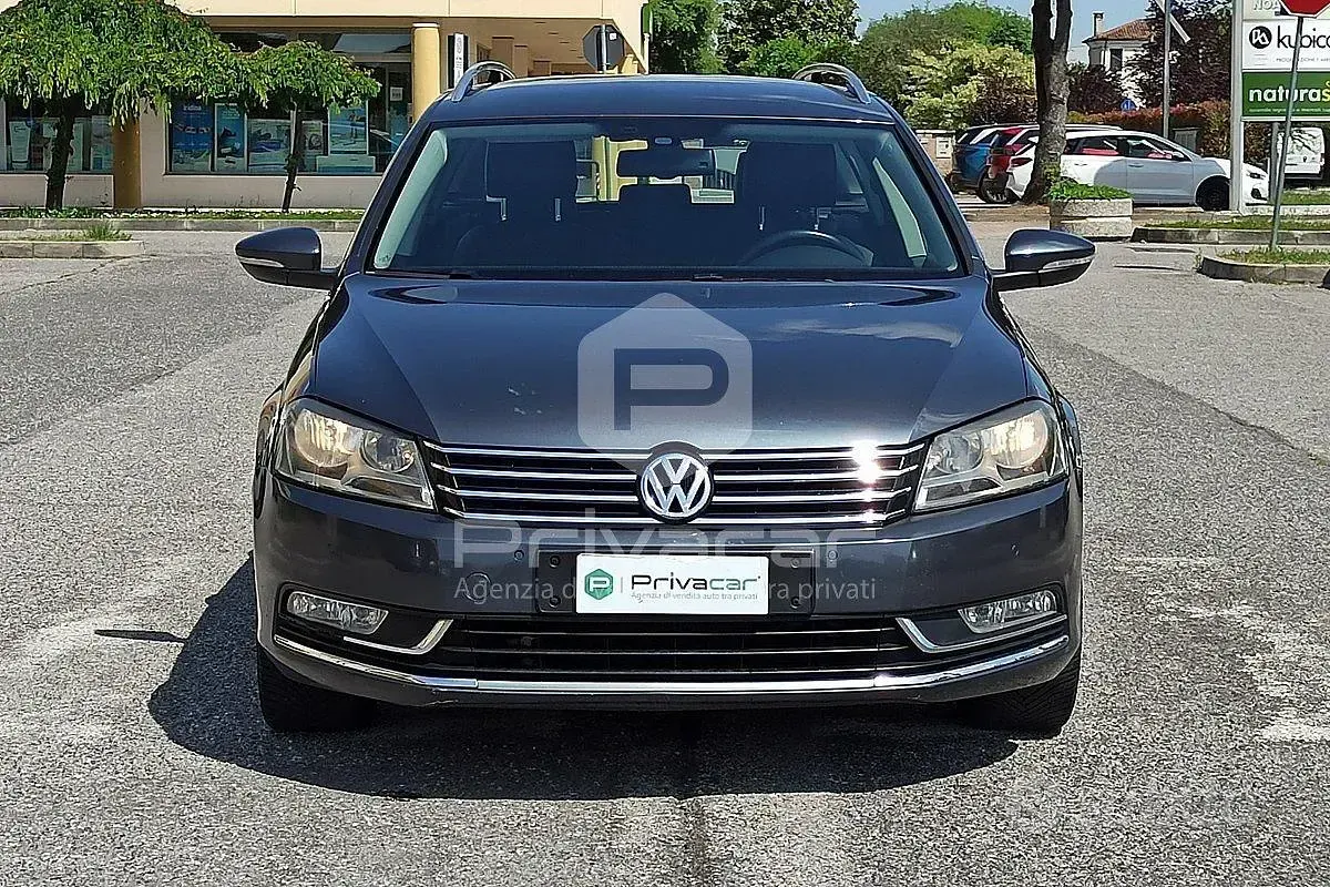 Usata VW Passat Highline 140 CV (102 kW) 2013 Grigio Station wagon