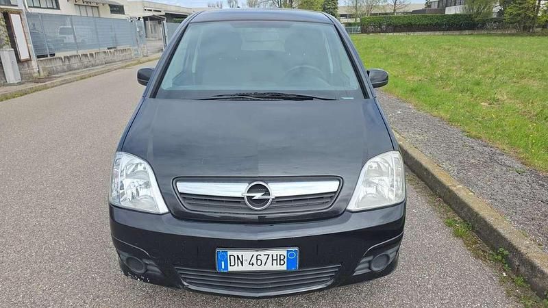 Usata Opel Meriva Cosmo 105 CV (77 kW) 2008 Other Monovolume