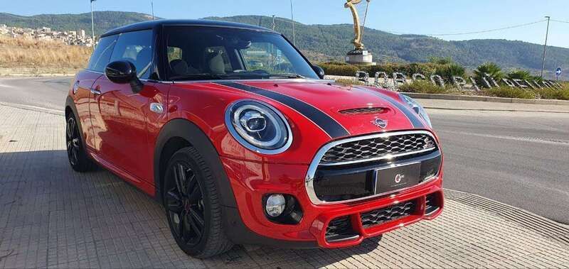 Rosso Usata 2019 Mini John Cooper Works Due volumi | 23.500 € (Buon prezzo) - Immagine 1/4