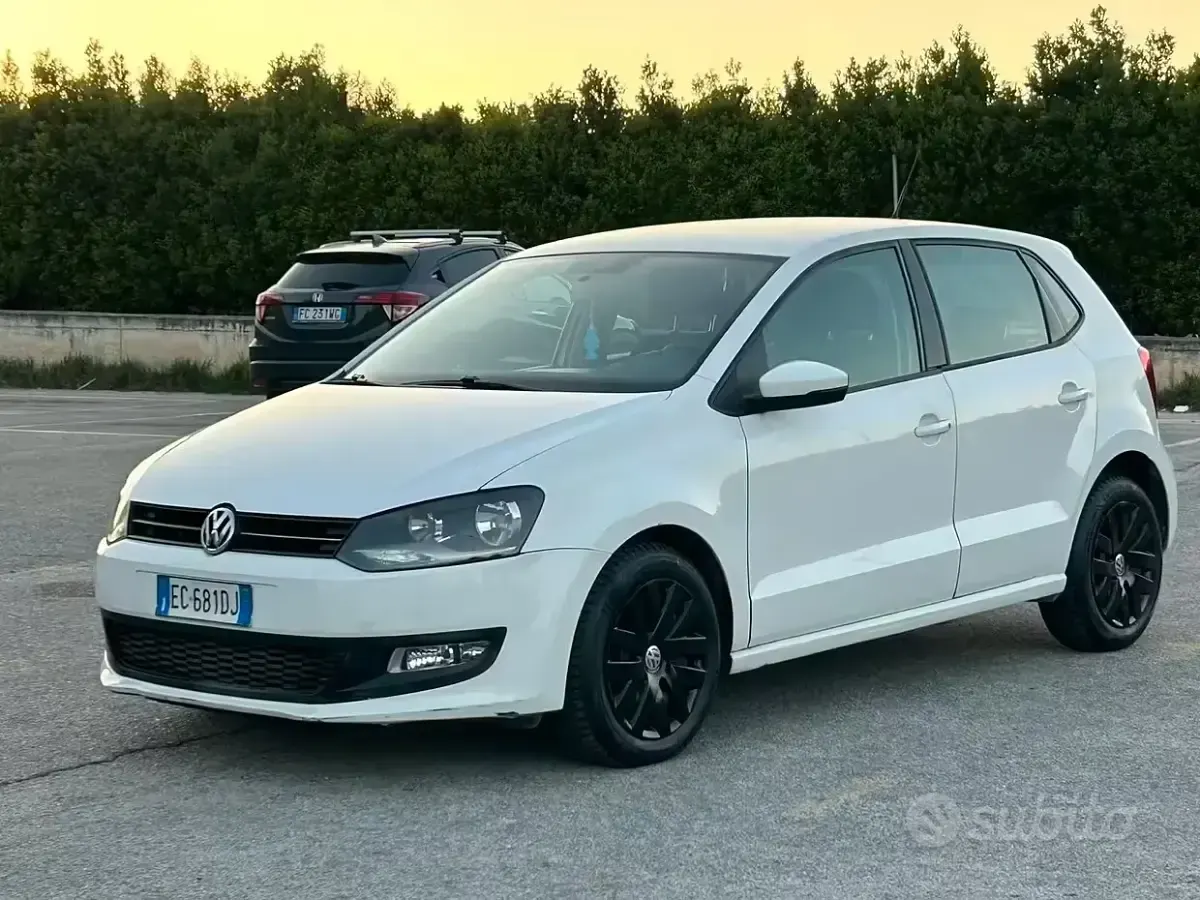 Usata VW Polo 75 CV (55 kW) 2010 Bianco Utilitaria
