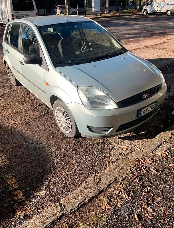Usata Ford Fiesta 2002 Berlina