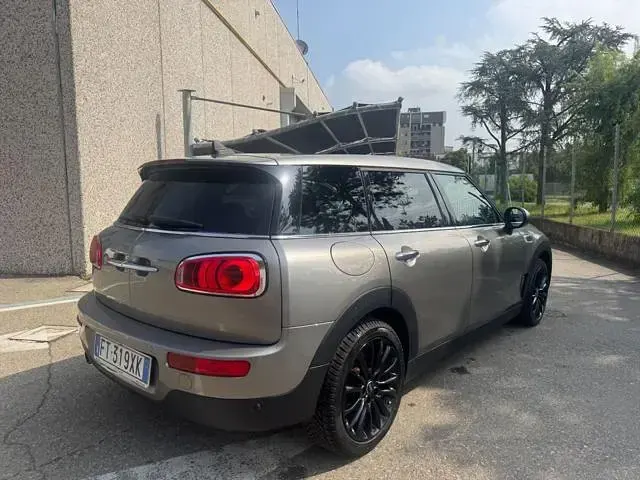 Usata Mini Clubman Hype 116 CV (85 kW) 2019 Grigio metallizzato Station wagon