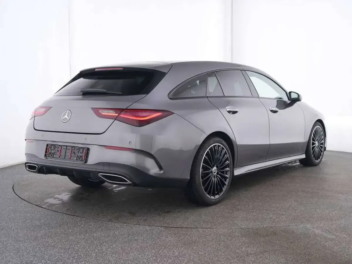 Usata Mercedes CLA200 Shooting Brake Advanced Plus 163 CV (119 kW) 2025 Grigio montagna Station wagon