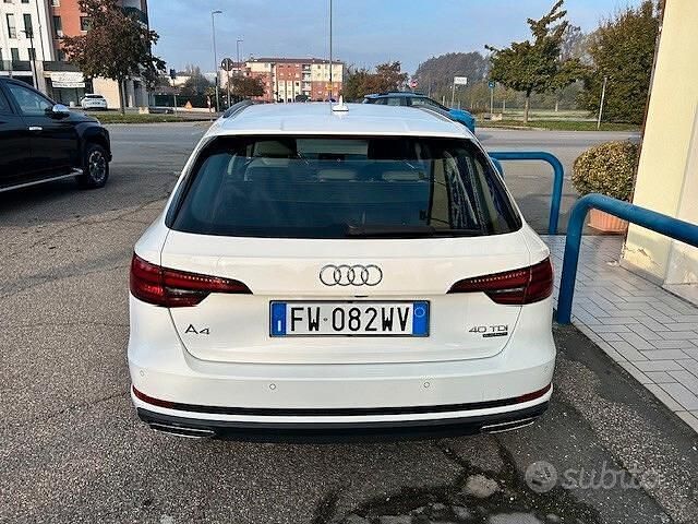 Usata Audi A4 Ambiente 190 CV (139 kW) 2019 Bianco Station wagon